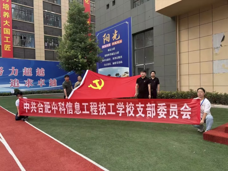 13efa0c5eb30fc339e8f6e94b8fdbe18