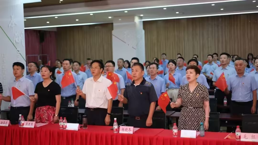 ee1ba5e89e7aca645adc775fc6d32576