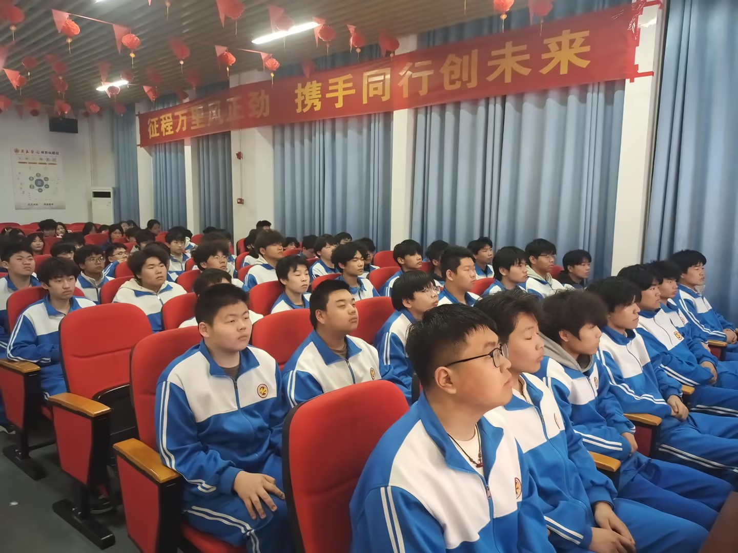 5e826b26096af6cee35e7413663f5731_compress